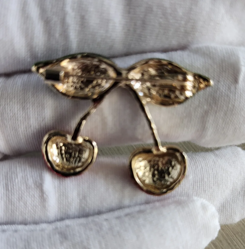Cherry Brooch - Picture 2 of 2